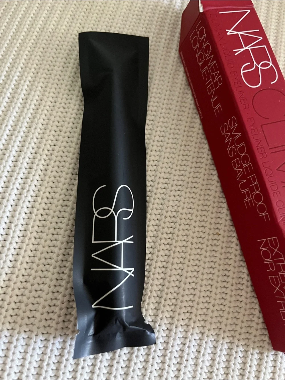 NIB & Sealed NARS Climax Liquid Eyeliner in explicit black — red packaging